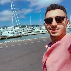 Meet your Posher, Adil